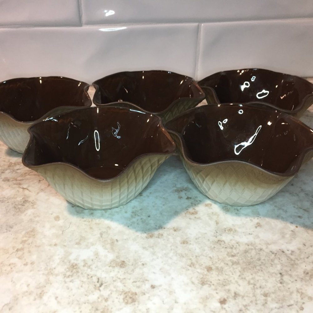 Waffle Bowl Shaped Ceramic Dessert Bowls - Set of 5